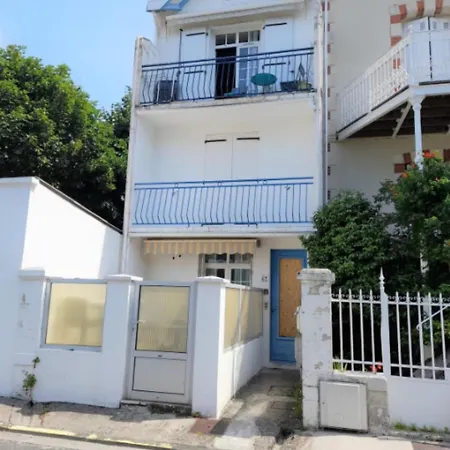 Apartment La Maison D'eugenie Avec Sa Vue Sur Les Falaises *